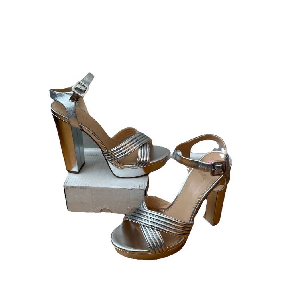 Jewel Badgley Mischka Silver Women's Sz.10 Heeled Open Toe Platform Sandal Heels